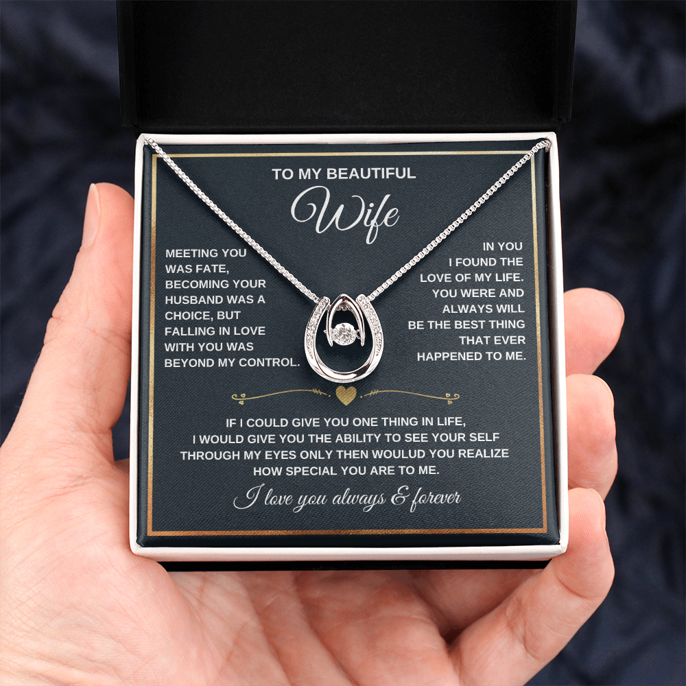 Lucky In Love Necklace – Romantic Gift for Wife | Anniversary, Birthday, Valentine's Jewelry