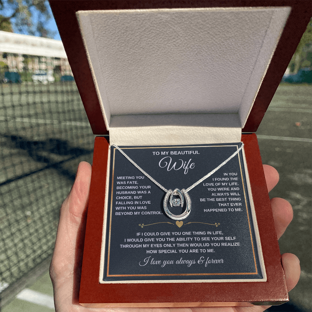 Lucky In Love Necklace – Romantic Gift for Wife | Anniversary, Birthday, Valentine's Jewelry