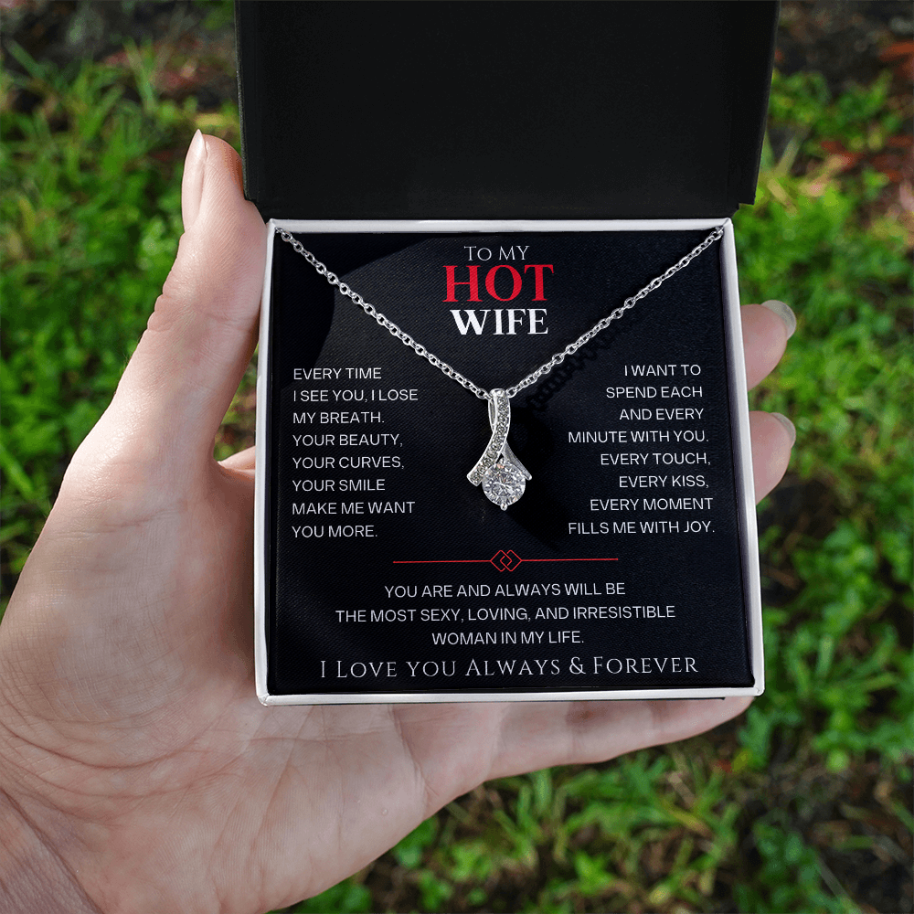 Alluring Beauty Necklace – Romantic Gift for Wife | Anniversary, Birthday & Special Occasion Jewelry