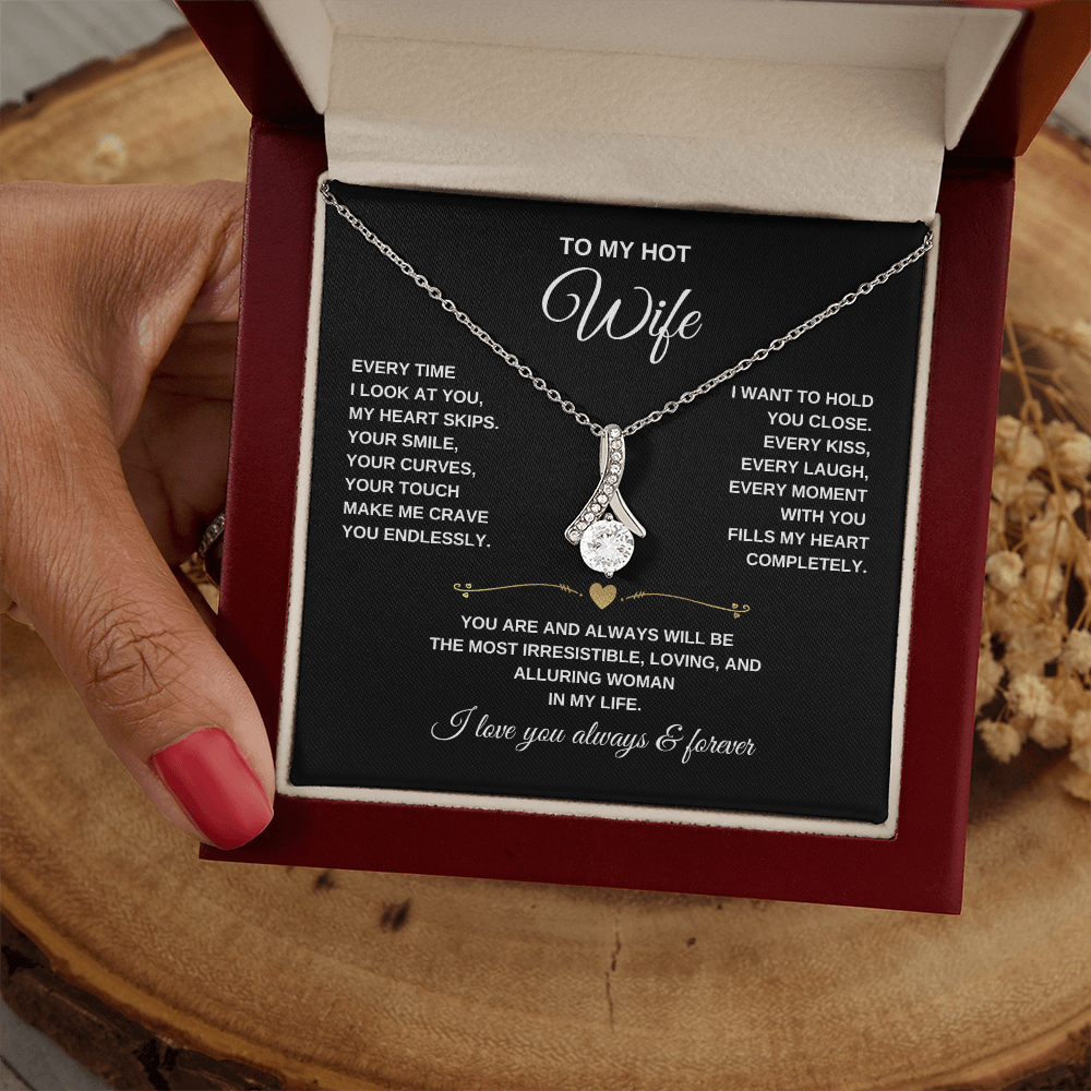 Alluring Beauty Necklace for Wife – Elegant Jewelry Gift She'll Treasure Forever