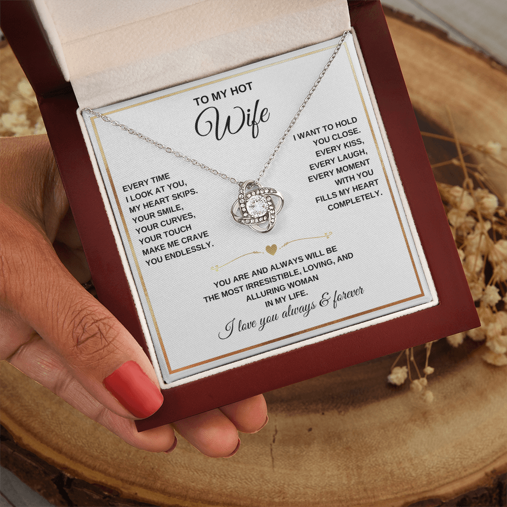 Love Knot Necklace – To My Beautiful Wife – Romantic Jewelry Gift with Heartfelt Message Card